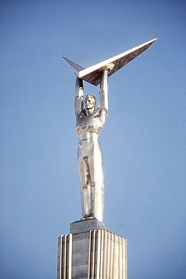 Monument to Yury Gagarin in Samara