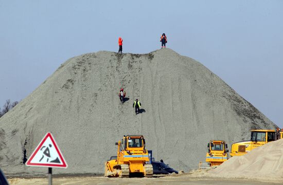 Construction of Primorskoye Koltso highway