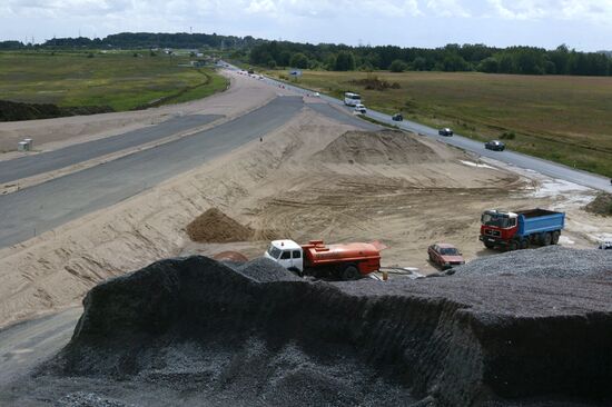 Construction of Primorskoye Koltso highway