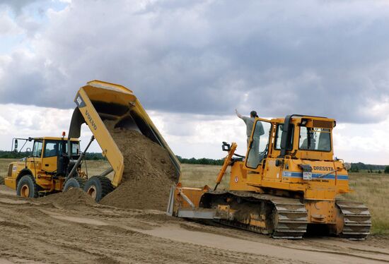 Construction of Primorskoye Koltso highway