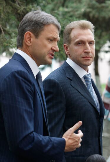 Igor Shuvalov, Alexander Tkachev