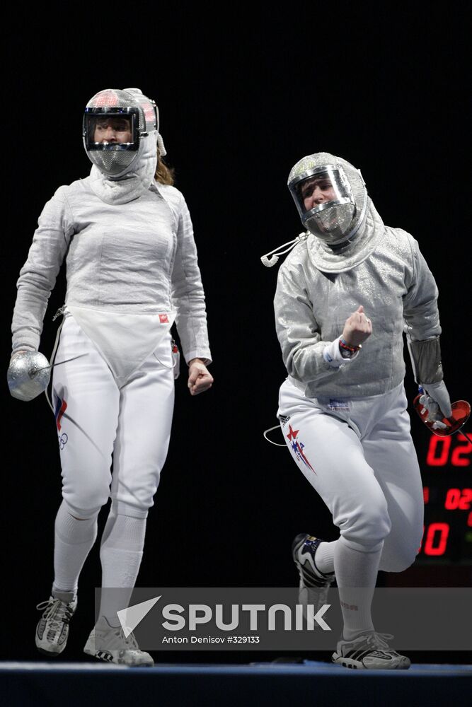 Fencing tournament, semifinals