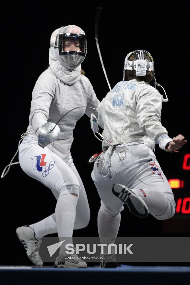 Fencing tournament, semifinals