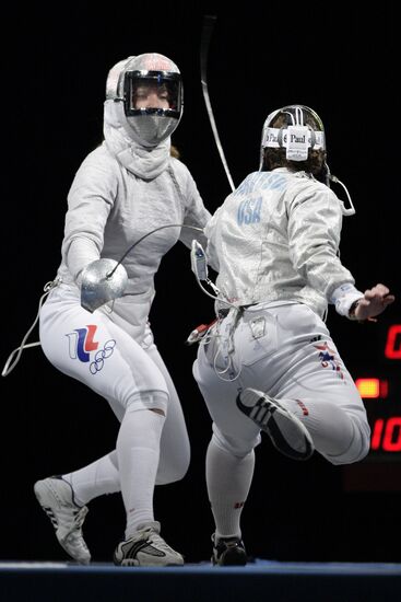Fencing tournament, semifinals