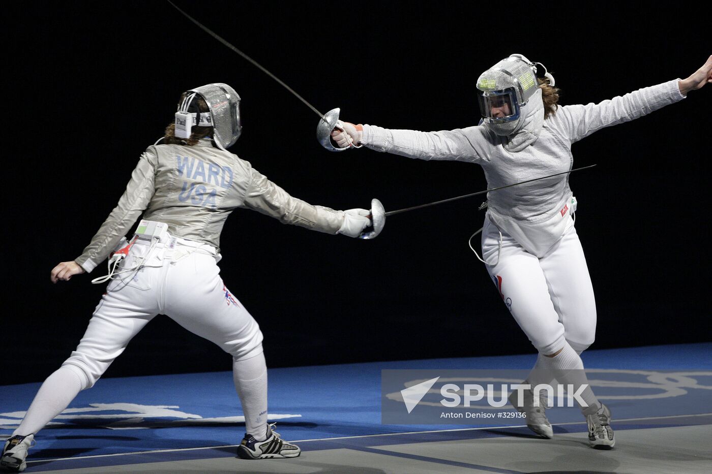 Fencing tournament, semifinals