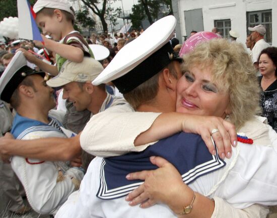 Sailing ship Pallada returns to Vladivostok