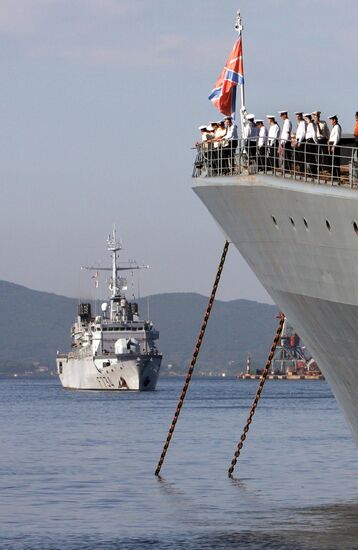French Navy frigate Vendemiaire arrives in Vladivostok