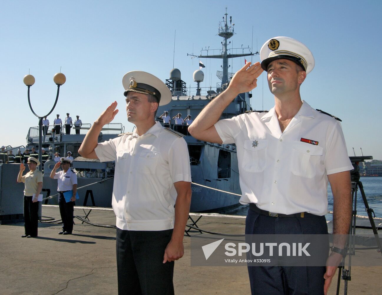 French Navy frigate Vendemiaire arrives in Vladivostok