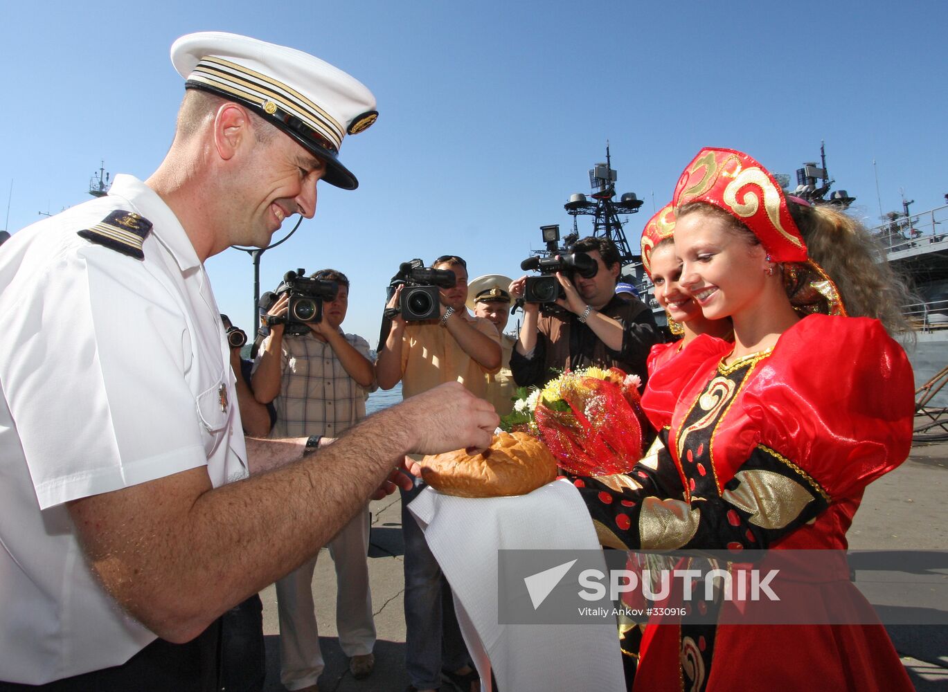 French Navy frigate Vendemiaire arrives in Vladivostok
