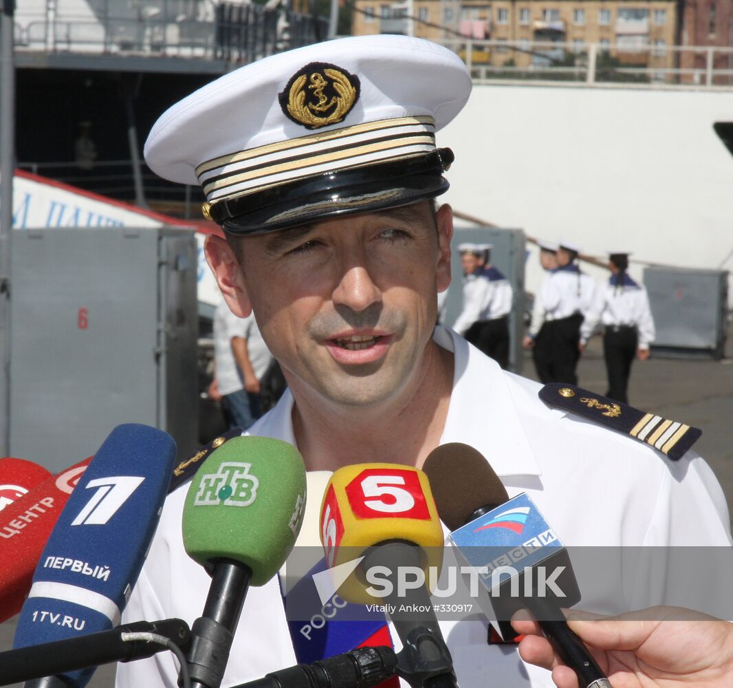 French Navy frigate Vendemiaire arrives in Vladivostok