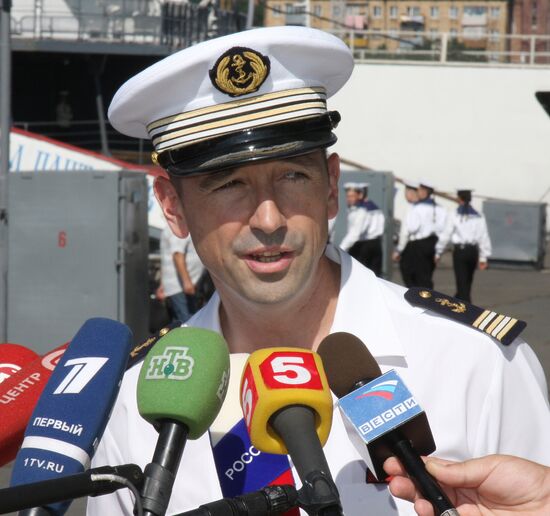 French Navy frigate Vendemiaire arrives in Vladivostok