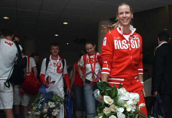 Yelena Dementyeva comes back to Moscow