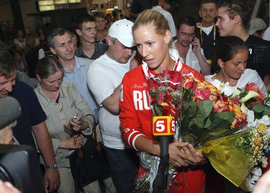 Yelena Dementyeva comes back to Moscow