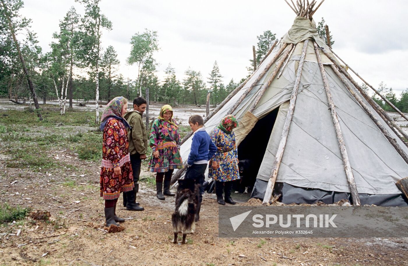 Khantys' dwelling in Tyumen region