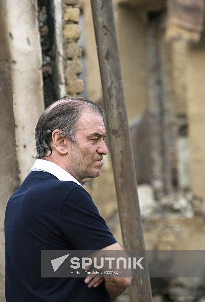 Valery Gergiev leads a requiem concert in Tskhinvali