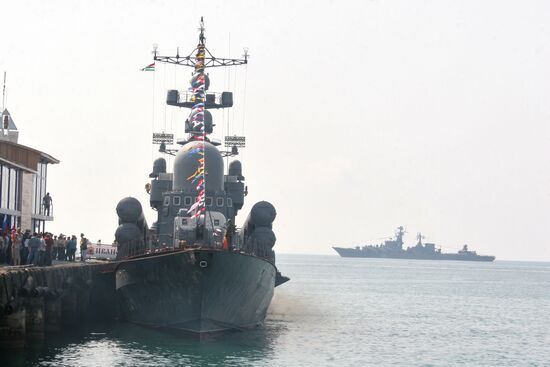 Guided missile cruiser Moskva at Sukhumi port
