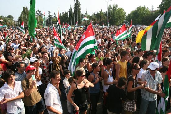 Sukhumi residents rejoicing