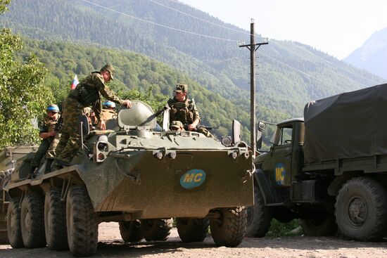 Russian peace keepers in the Kodori gorge