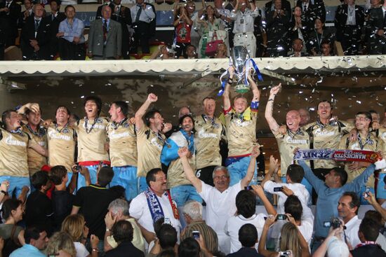 UEFA Super Cup, FC Zenit 2 - 1 Manchester United