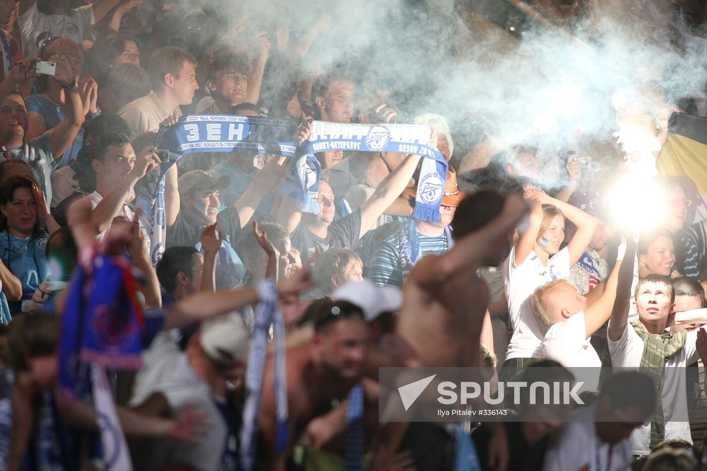 UEFA Super Cup, FC Zenit 2 - 1 Manchester United