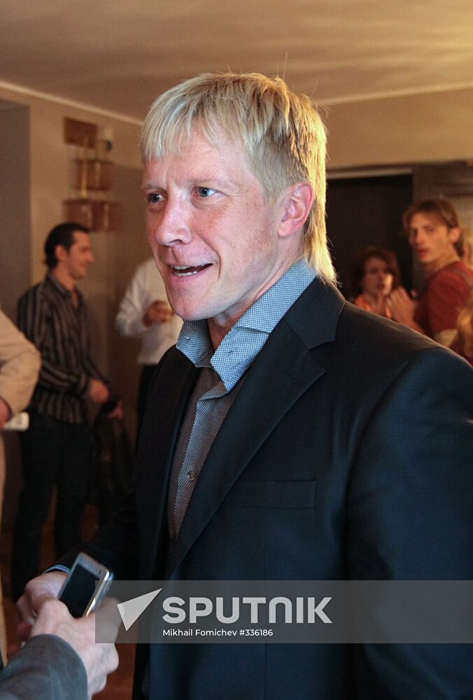 Moscow Chekhov art theatre company gathering