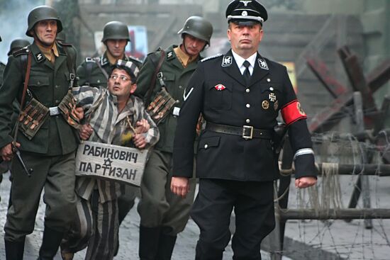 Russian comedy "Hitler Kaput!"