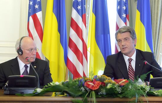 Viktor Yushchenko meets with Dick Cheney