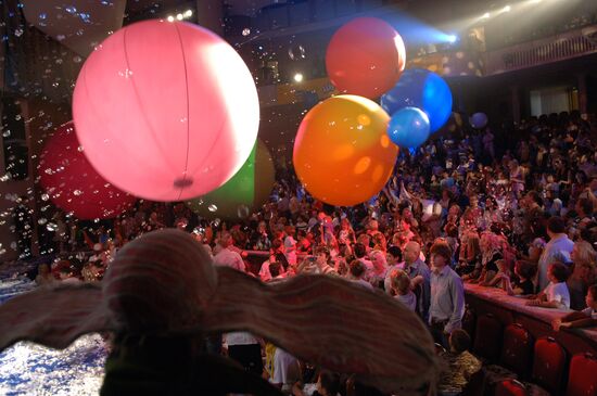 First world congress of fools