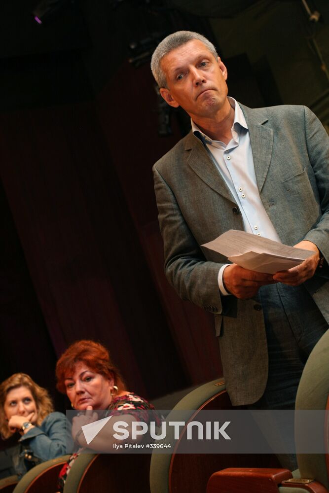 The Stanislavsky Theater company convene
