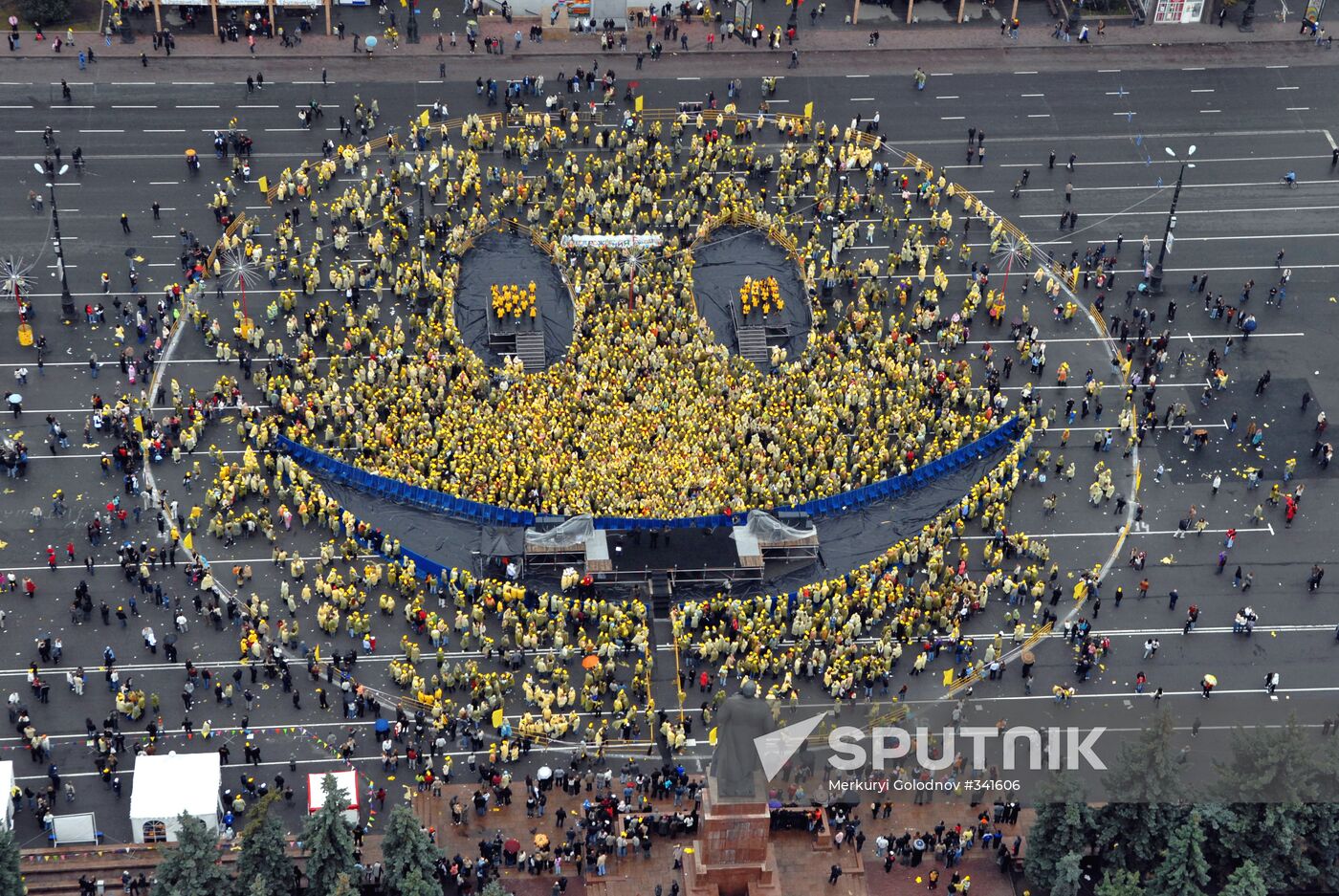 Chelyabinsk smiling at world