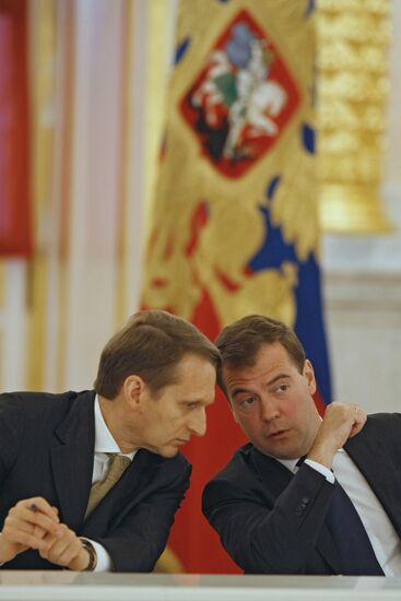 Dmitry Medvedev meets with Russian businessmen