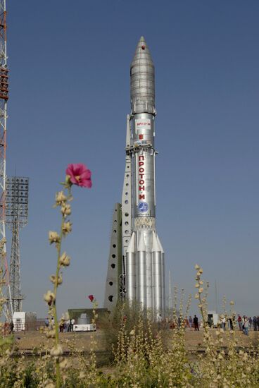 A Proton-M launch vehicle carrying Canadian satellite Nimiq 4