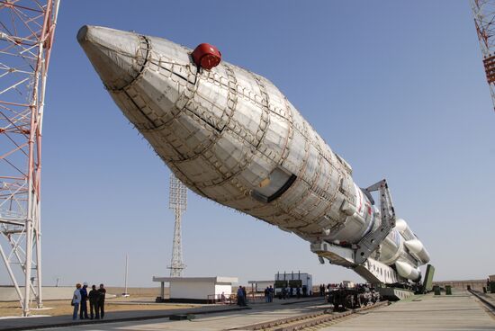 A Proton-M launch vehicle carrying Canadian satellite Nimiq 4