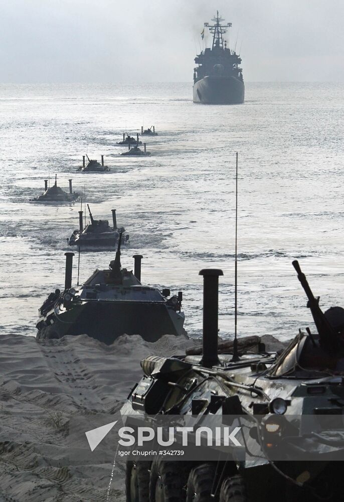 Russia's Baltic Fleet air assault and amphibious assault landing