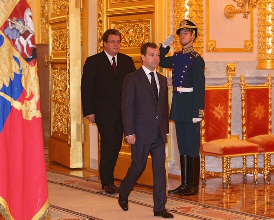 Credentials being renewed by foreign ambassadors