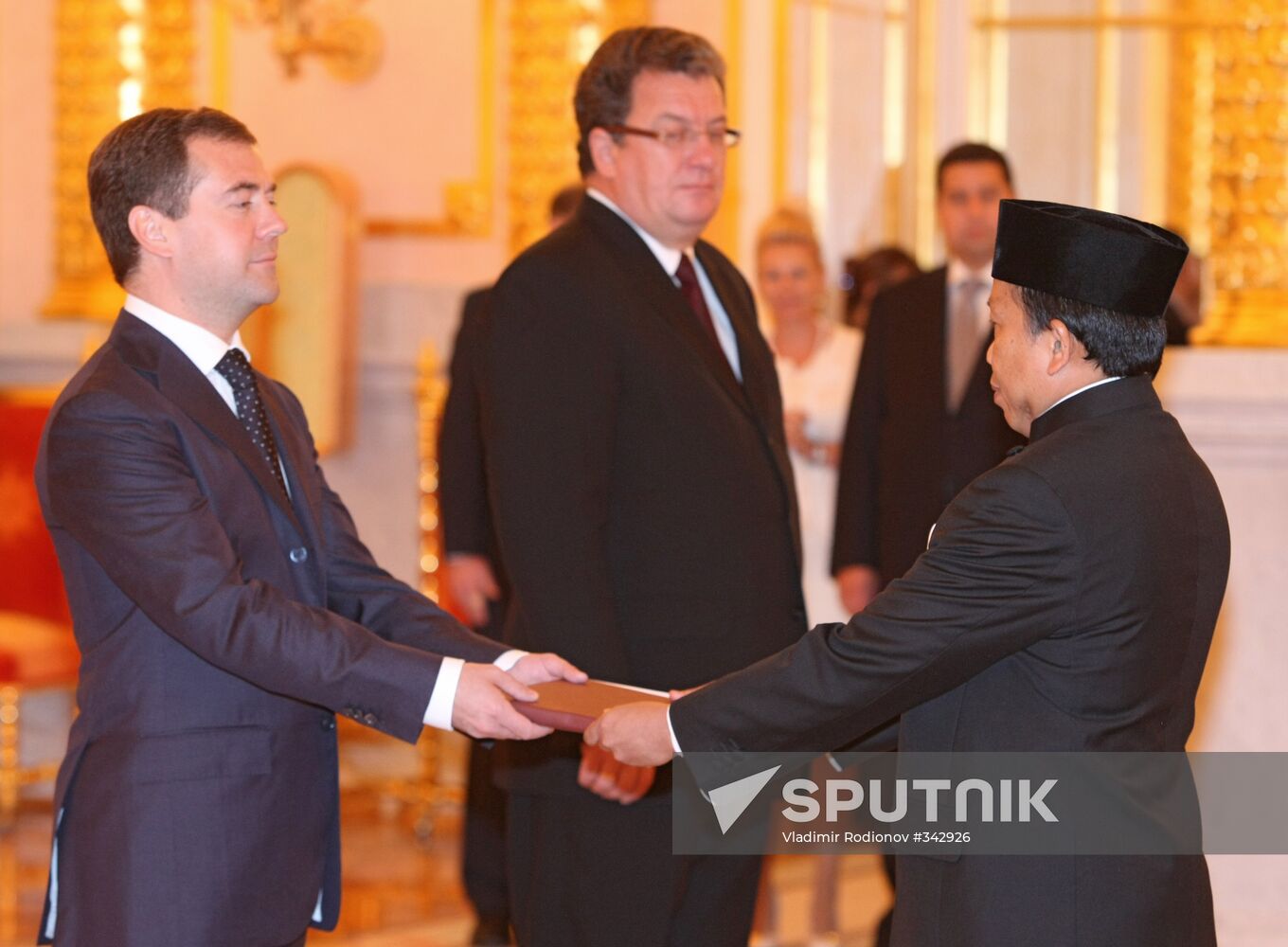 Credentials being renewed by foreign ambassadors