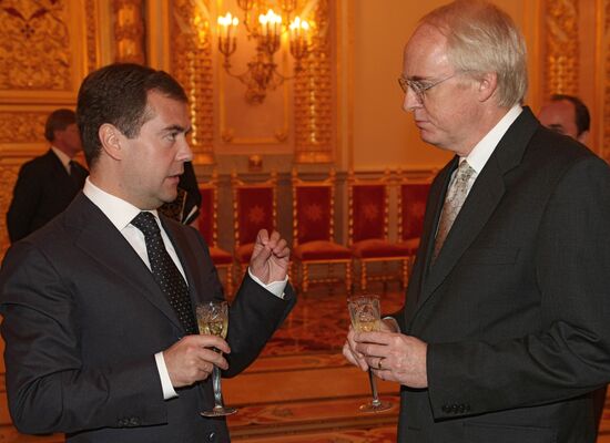 Credentials being renewed by foreign ambassadors
