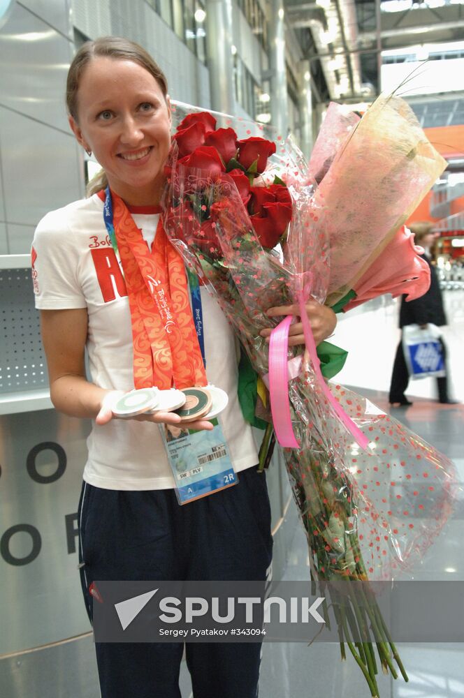 Red carpet welcome for Russian Paralympic athletes