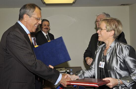 Sergei Lavrov and Ingibjorg Solrun Gisladottir