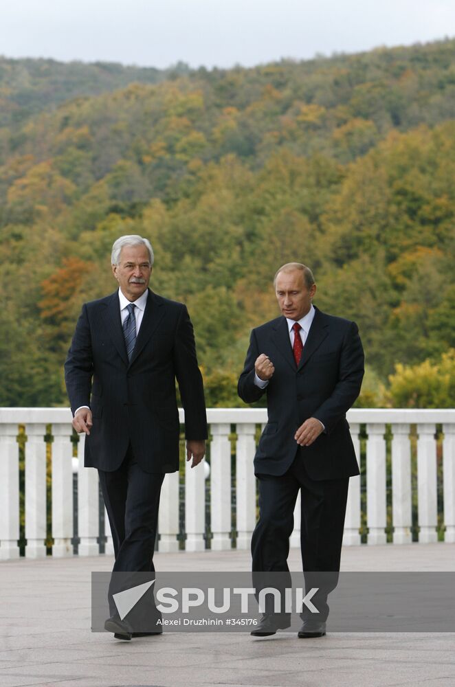 Vladimir Putin, United Russia Party