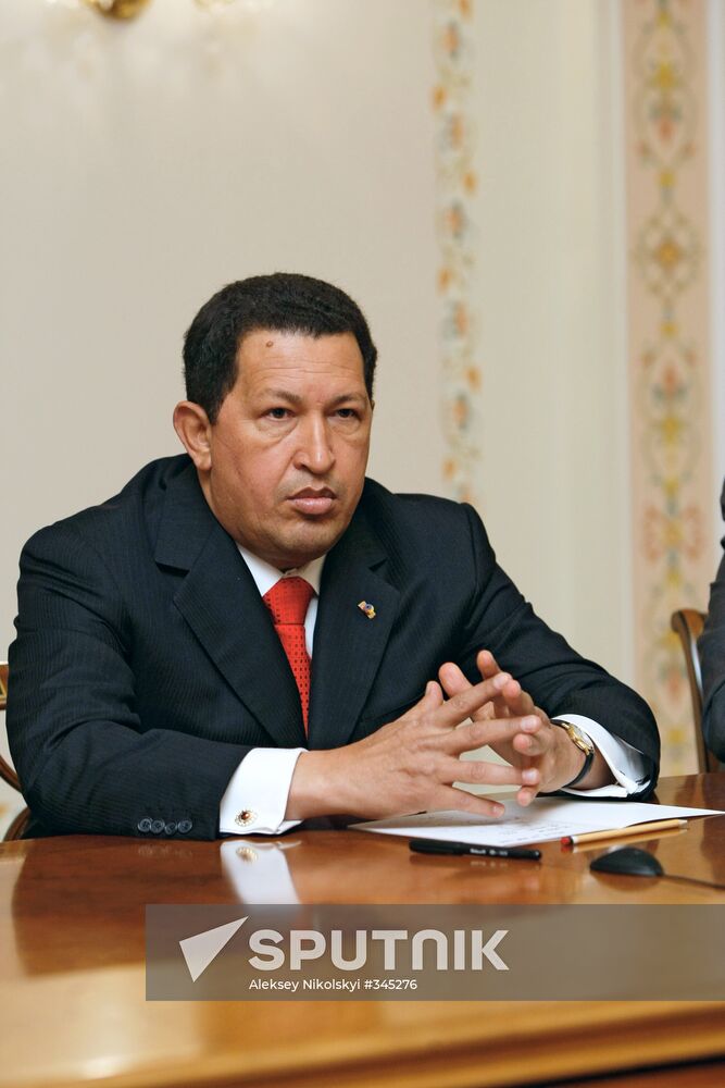 Vladimir Putin met with Hugo Chavez