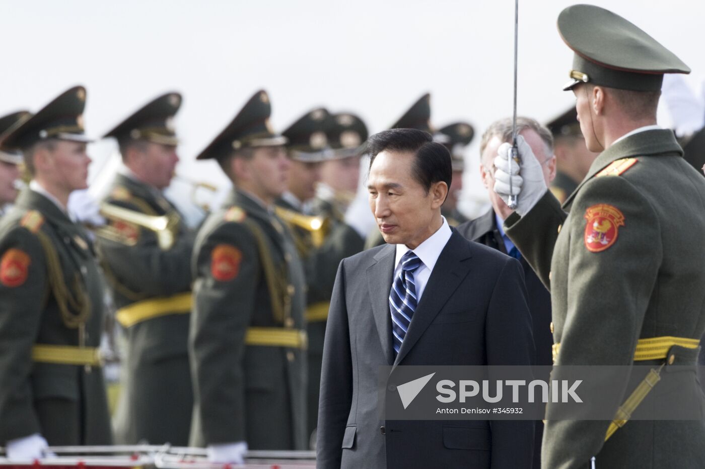 South Korea's president Lee Myung Bak arrives in Moscow