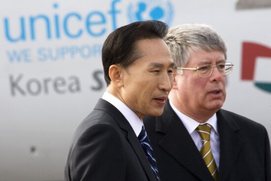 South Korea's president Lee Myung Bak arrives in Moscow
