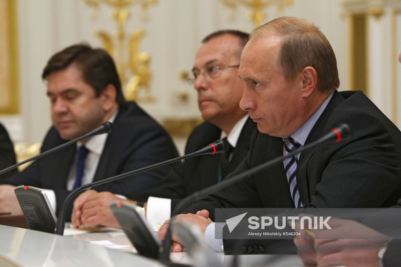 Vladimir Putin Lee Myung Bak