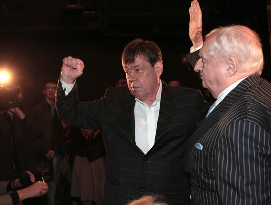 Lenkom actors meet before launch of new season