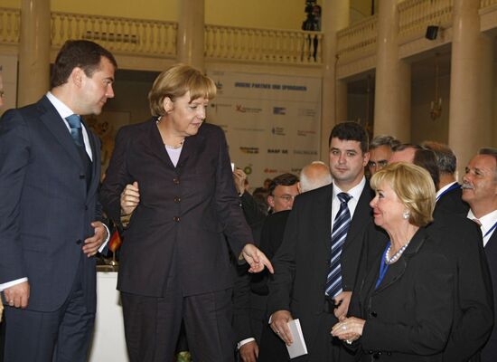President Dmitry Medvedev and Chancellor Angela Merkel