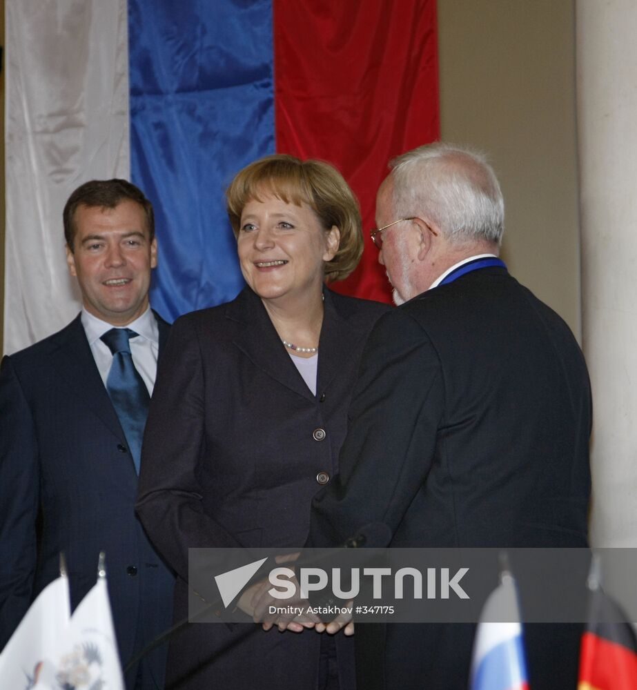 President Dmitry Medvedev and Chancellor Angela Merkel