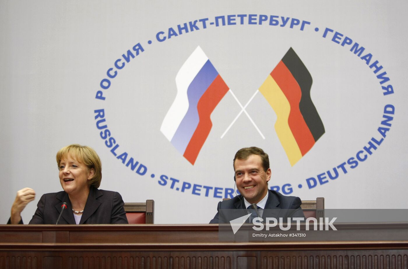 President Dmitry Medvedev and German Chancellor Angela Merkel
