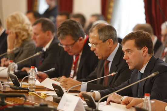 President Dmitry Medvedev and German Chancellor Angela Merkel