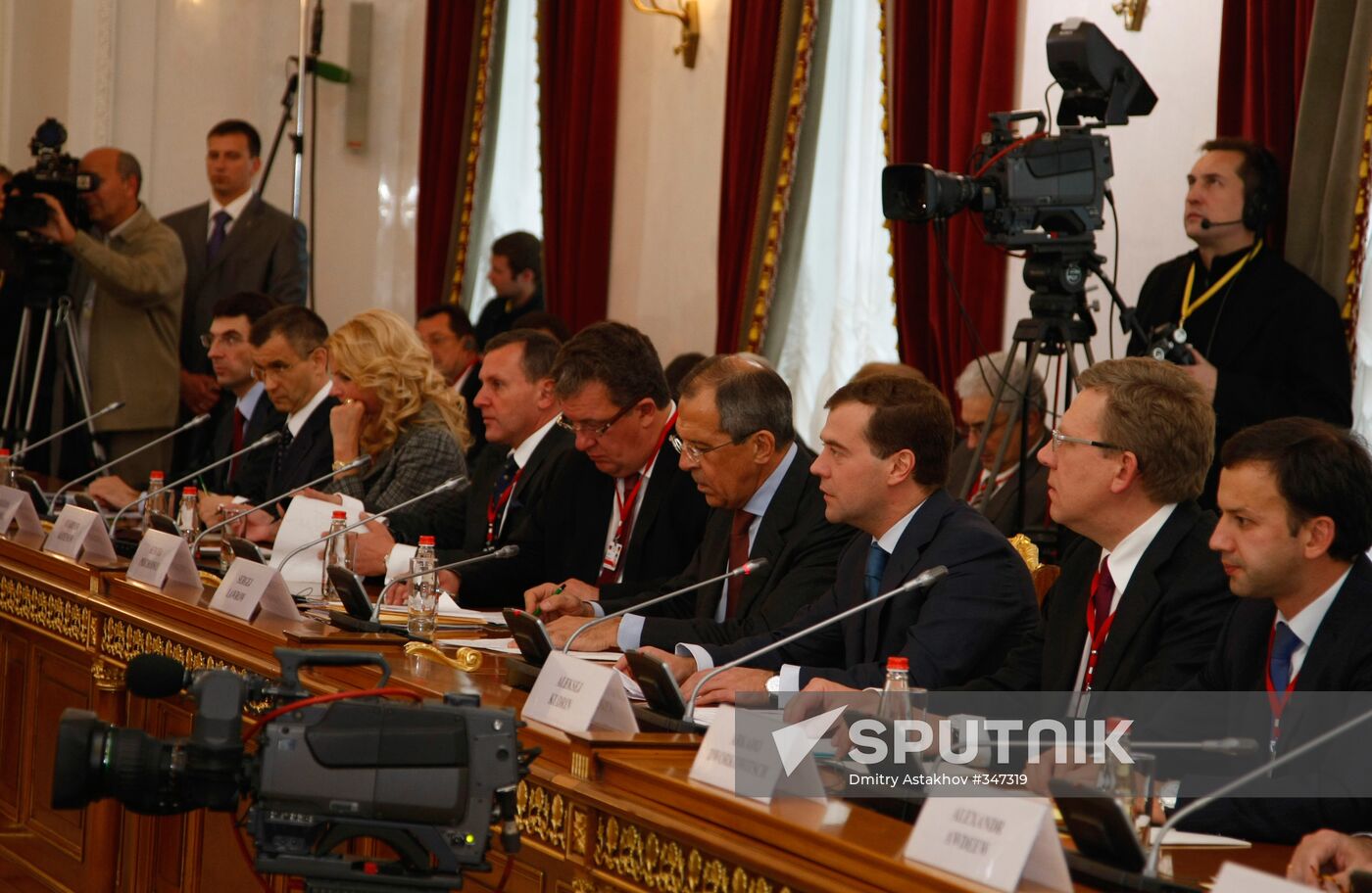 President Dmitry Medvedev and German Chancellor Angela Merkel
